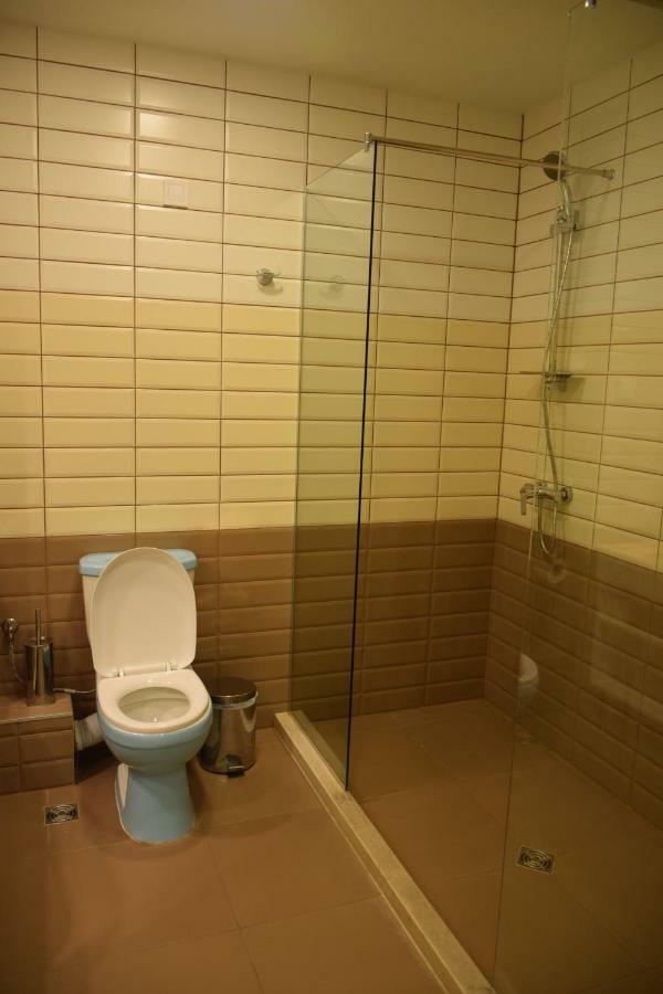 Camp And Pool Hotel Кранево Екстериор снимка