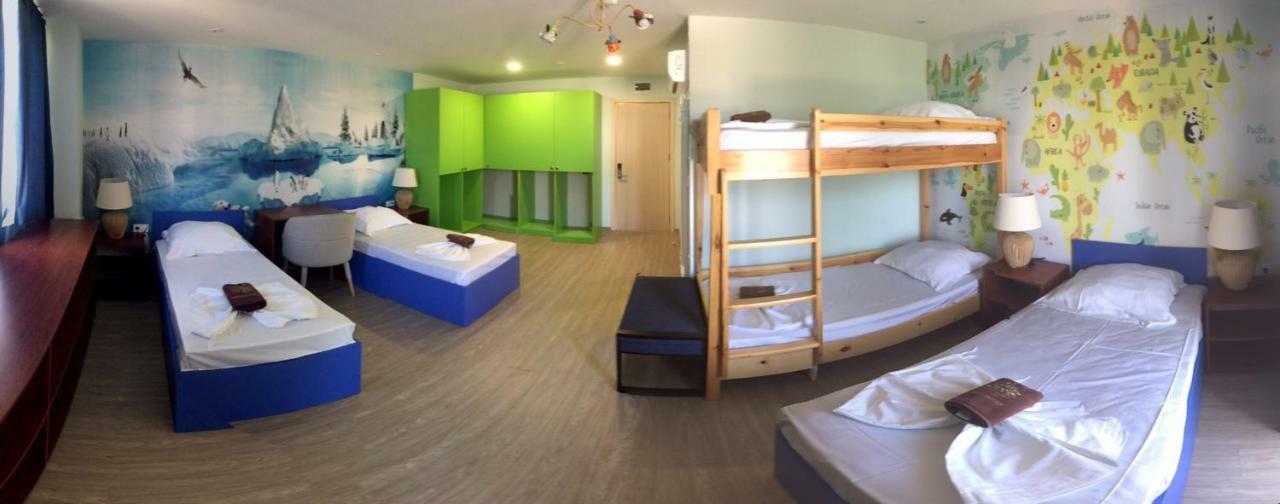 Camp And Pool Hotel Кранево Екстериор снимка